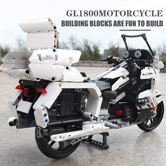 Mould King 23001 - 2018 Honda Goldwing GL1800 - 1328 Klemmbausteine – Bild 6